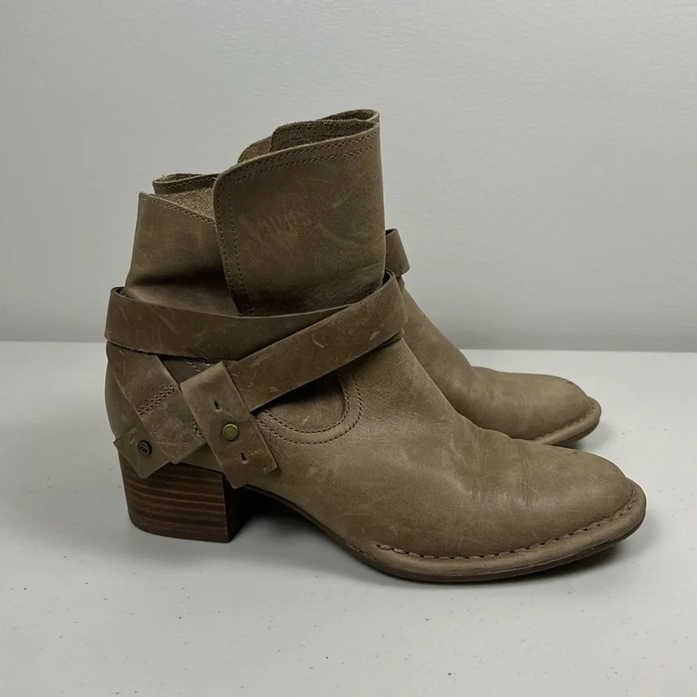 Ugg‎ Elysian Boots Leather Ankle Boot Pirate Boho Indie Tan Brown